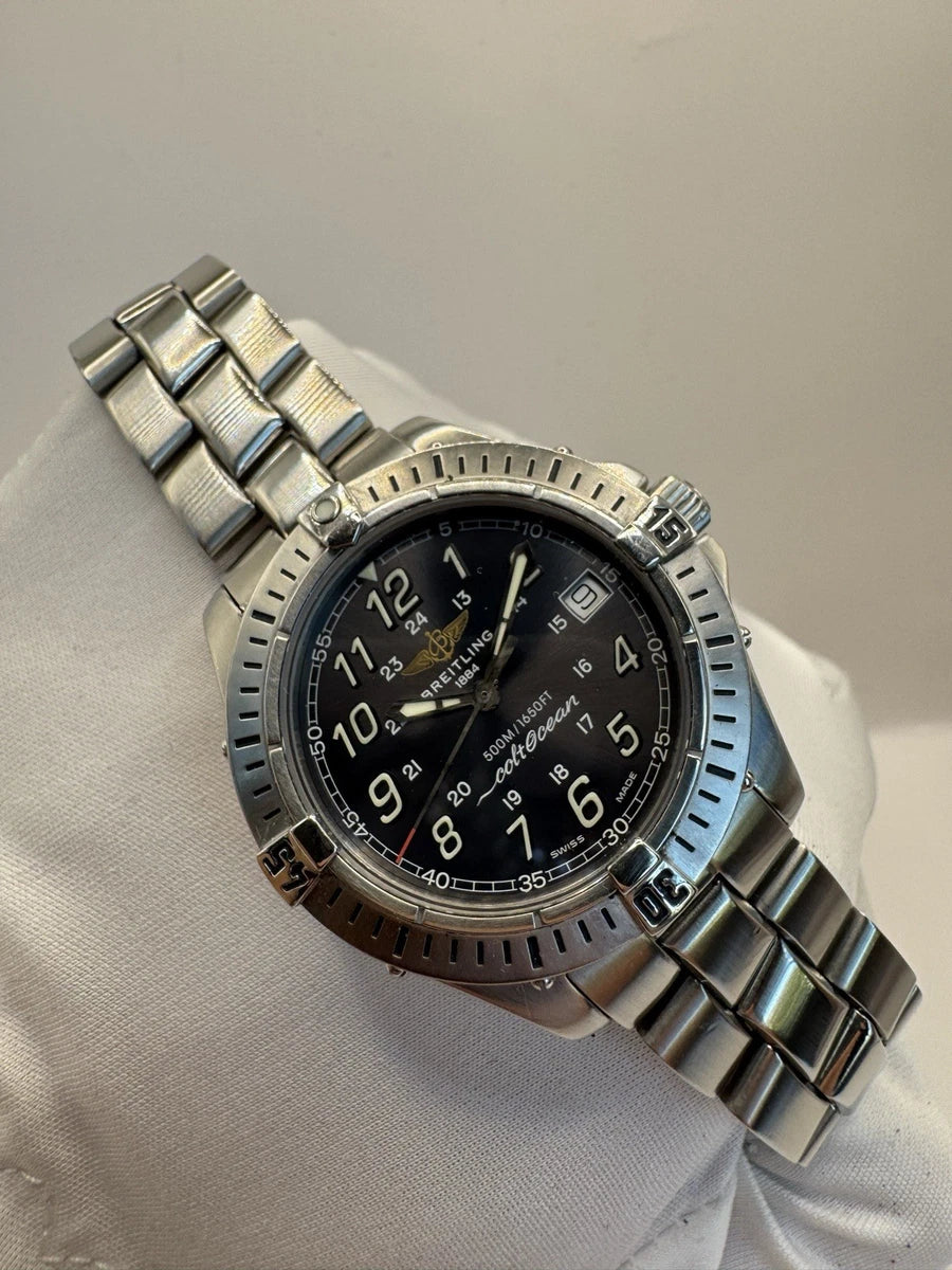 Breitling Colt Men's 38mm Black/Grey Dial Watch. Excellent Condition - A64350
