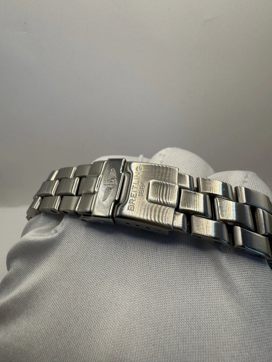 Breitling Colt Men's 38mm Black/Grey Dial Watch. Excellent Condition - A64350