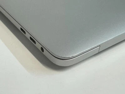 Pre-owned Apple MacBook Pro A2251 Intel Core i7 2.3GHz 13" 2020 512GB SSD 32GB RAM Silver