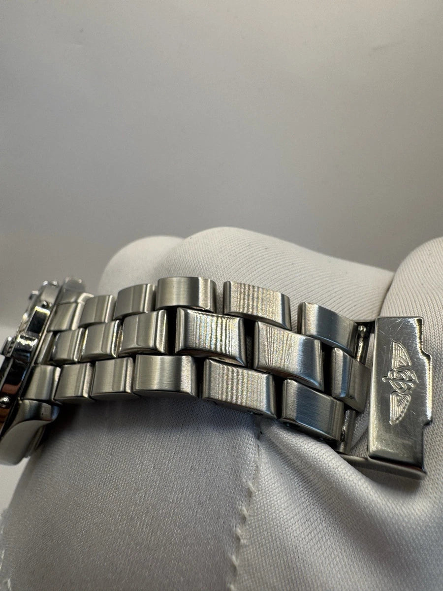 Breitling Colt Men's 38mm Black/Grey Dial Watch. Excellent Condition - A64350