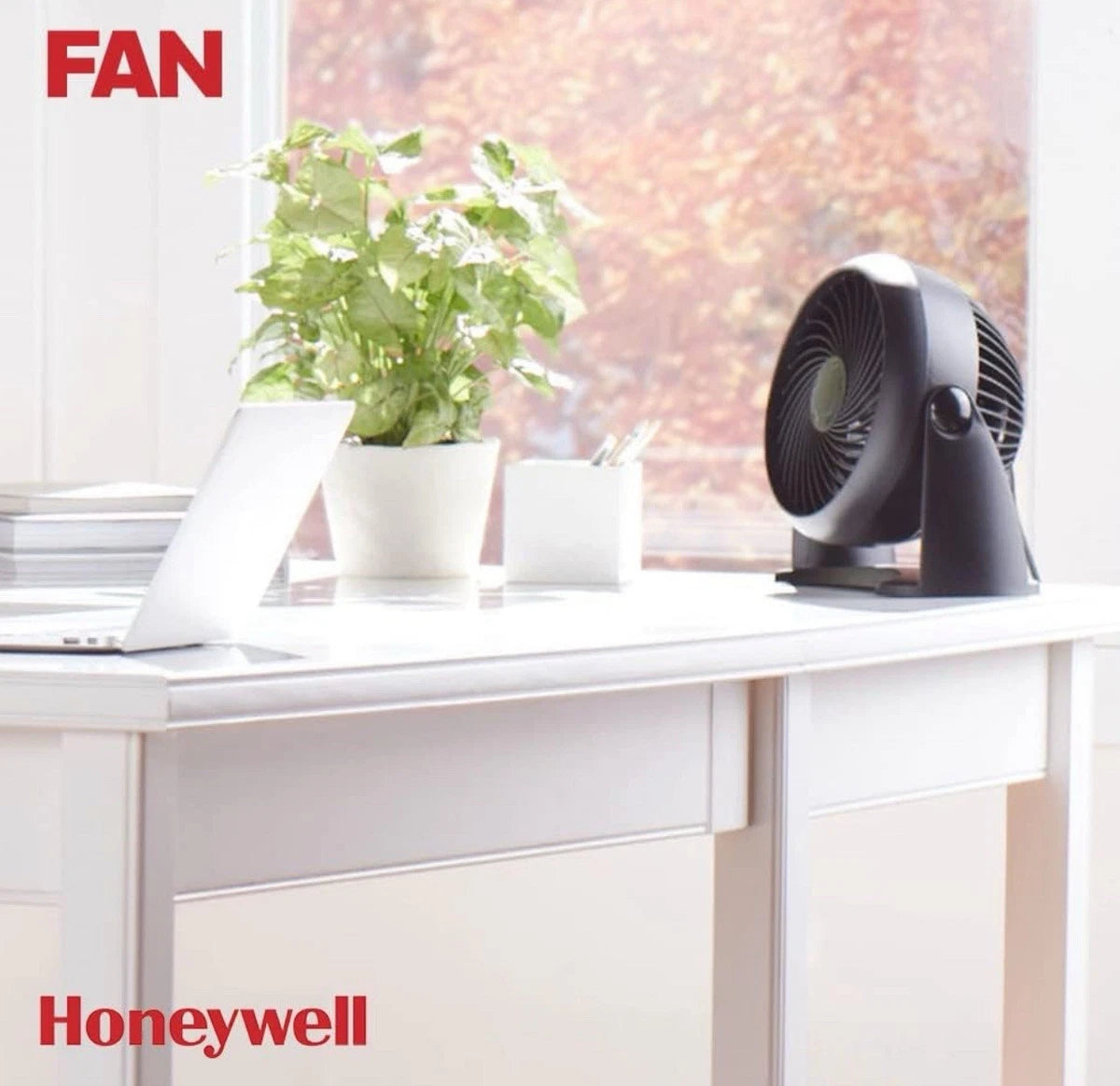 Honeywell TurboForce Power Fan HT900E - 90° Variable Tilt, 3 Speeds (Black)
