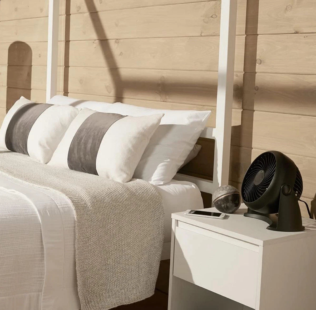 Honeywell TurboForce Power Fan HT900E - 90° Variable Tilt, 3 Speeds (Black)